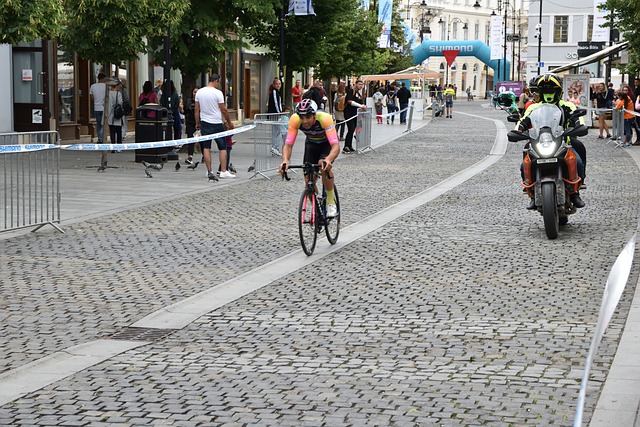 物资匮乏等 物资匮乏等